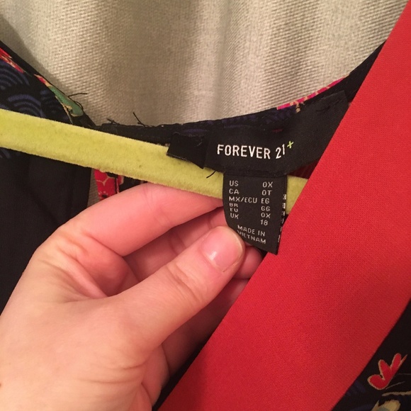 Plus Size Floral Print Jumper - Picture 3 of 3